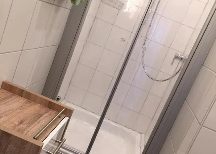 公寓 Mond - Naehe Hauptbahnhof Mit Balkon *